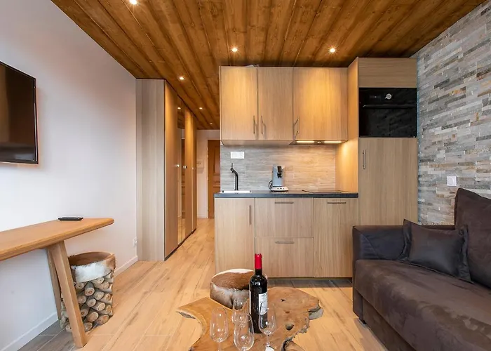 La Foret Du Praz - 1850 كورشوفيل